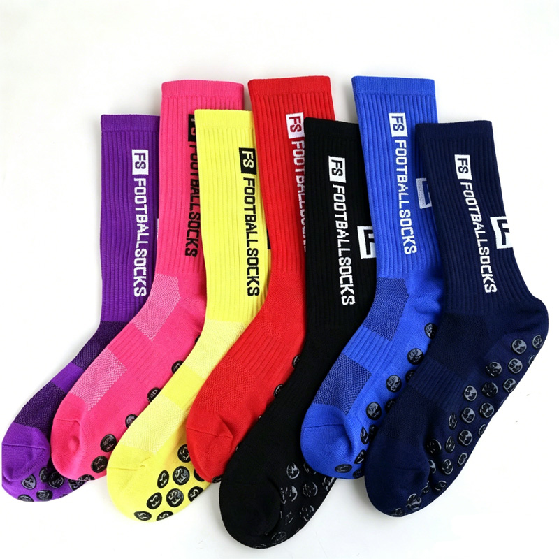 Sports Socks - 1켤레 그립감 있는 스포츠 크루 양말,