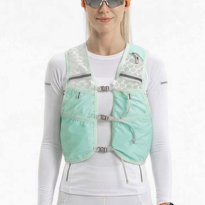 2개의 물병 주머니와 메쉬 백이 있는 러닝 하이드레이션 - Hydration Vest 리뷰 및 가격